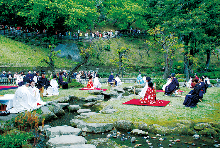 仙岩園：流動的溪流