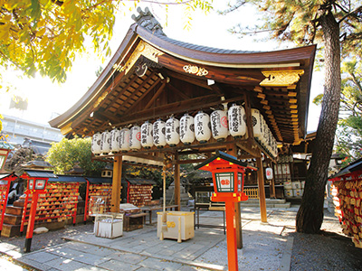 Honden (Main building of a shrine)