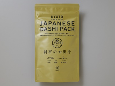 8g × 10 packets 1,080 yen, 8g × 30 packets 2,700 yen