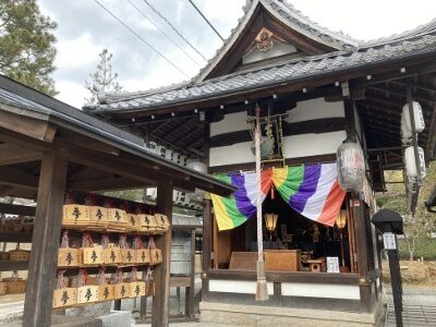 Kodaiji Tenjin Shrine was built to enshrine Sugawara no Michizane, the deity enshrined at Tsunashiki Tenmangu Shrine, which Nene worshiped, and is the guardian shrine of Kodaiji Temple.