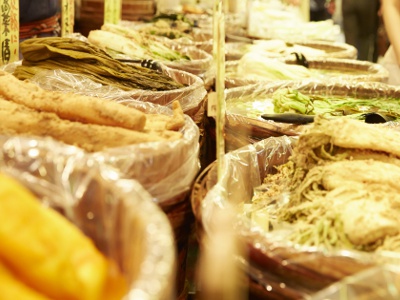 京都の名産品・京つけもののバイキングなども楽しめる。