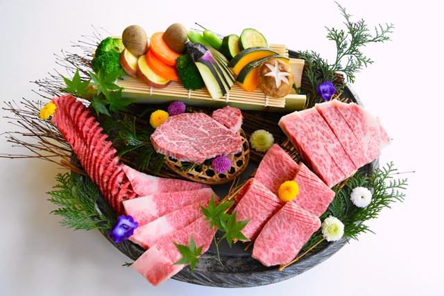 和牛焼肉 徳　vol.17秋冬号