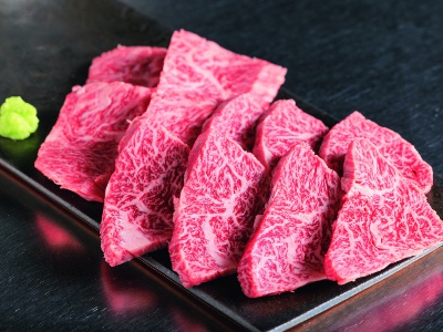 In a course style, you can enjoy the different delicacies of each part of beef. Rare cuts of beef can also be ordered additionally.