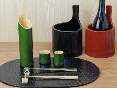 You can also purchase bamboo products for home use, such as sake cups, chopsticks, and chopstick rests.