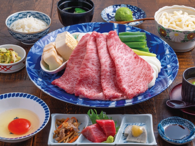 Sukiyaki Niku no Hiroju Muromachi_vol.23_Especial de carne