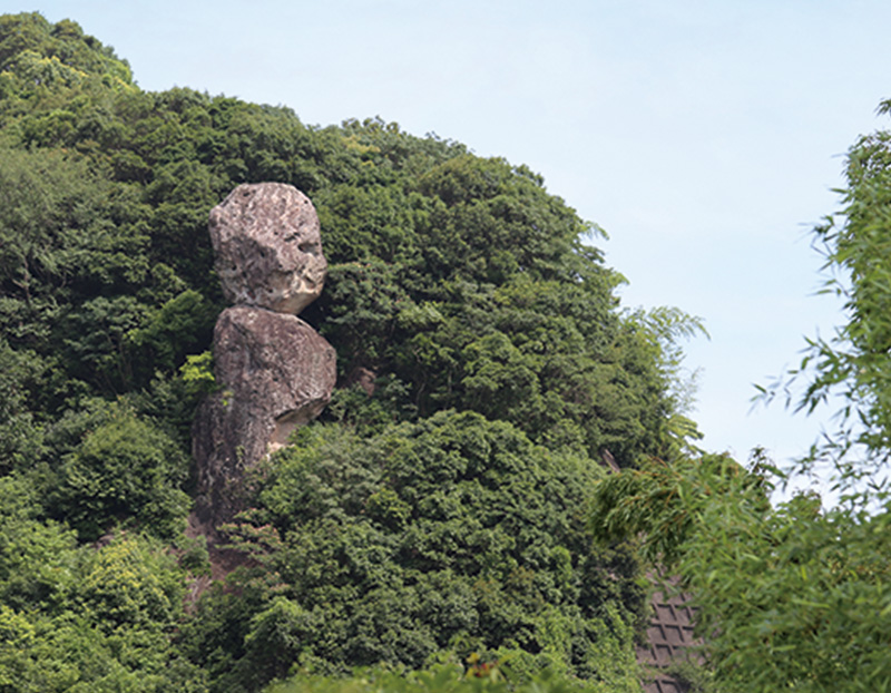 合格祈願岩
