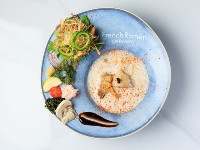 오키나와 1_오키나와 소바 특집_프렌치소키 전문점 Crab Noodle 3.0 나고점