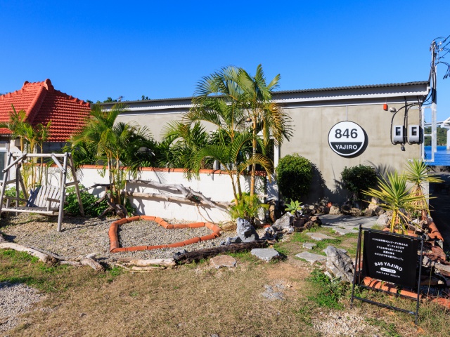 沖縄1_行きたい_846YAJIRO 沖縄 MOTOBU・beach cafe KENKEN