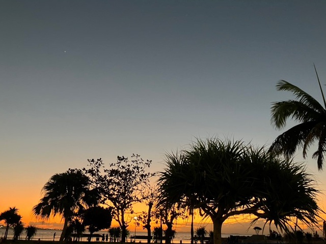 沖縄1_北谷公園サンセットビーチ