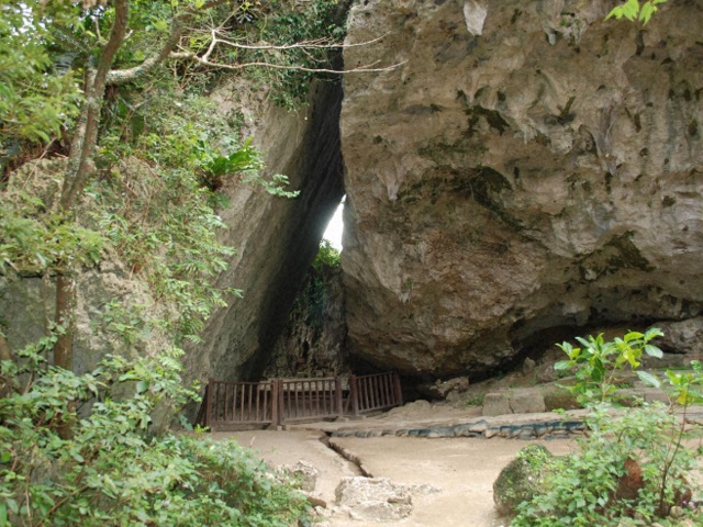 沖縄1_エリアページ_斎場御嶽