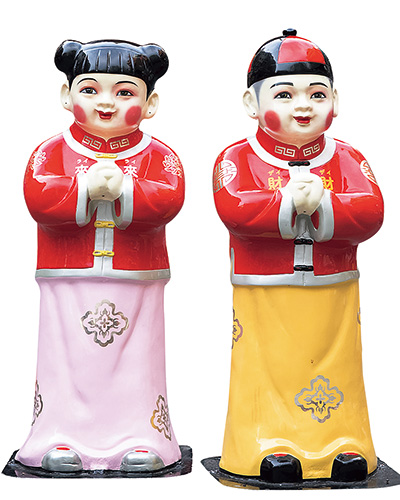 It is said that touching this statue will bring you happiness.