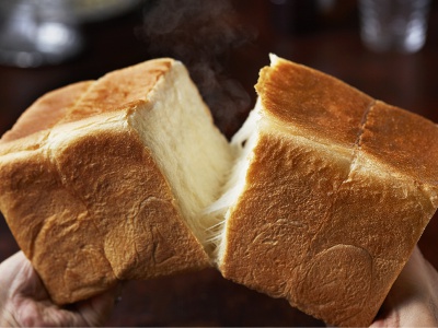 This high quality bread from Sakimoto, 