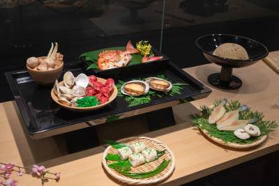 A reconstruction of Himiko's extravagant dinner based on the analysis of bones, seeds and pollen found in various sites.