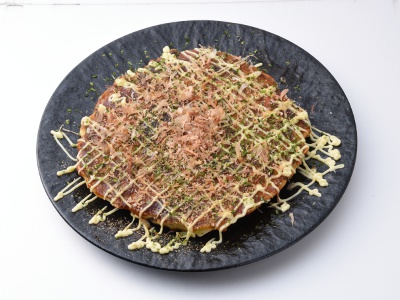 「帆のるぐらんで心斎橋」のお好み焼き 1,600円