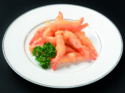 殻ごと食べることができる、幸えびの揚げ物1,900円。サクサクの衣とぷりぷりの食感が特徴的。