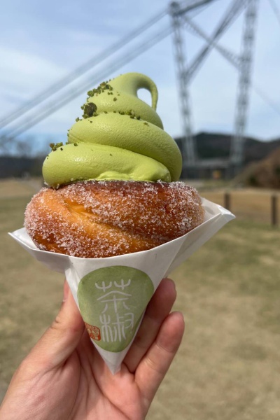 茶椒の揚げパン抹茶ソフト￥750