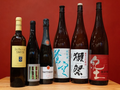 日本酒は世界的ブランドの「獺だっ祭さい」をはじめ、近畿の銘酒を。ワインもうなぎの味わいを引き立てる一本を用意。